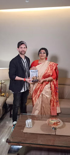 Dr-Sohini-Sastri-with-Neil-Nitin-Mukesh